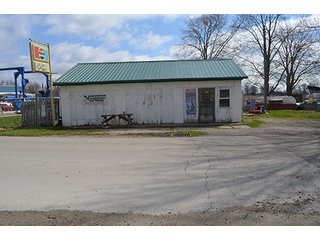 Property photo 9 - REAL ESTATE & PERSONAL PROPERTY AUCTION, 6 Lake Wawasee Properties